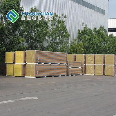 panneau de mur de sandwich à unité centrale de 200mm avec les panneaux en acier et le noyau d'isolation de polyuréthane