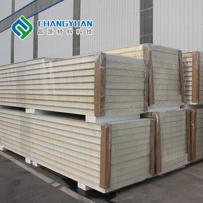 Panneau d'isolation ignifuge de laine de roche de niveau A avec une résistance au feu et une isolation thermique supérieures pour les chambres froides industrielles et commerciales