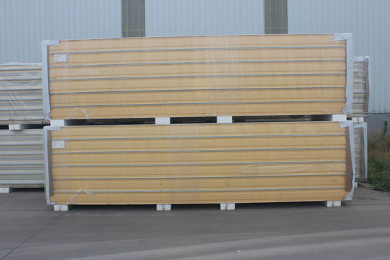 Panneau en PU de chambre froide en polyuréthane personnalisé pour stockage à froid B1/B2