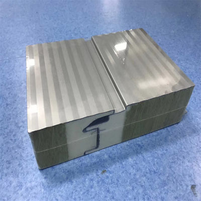 Couleur personnalisée surface cimentée anti-âge panneau mural PU sandwich pour salle blanche
