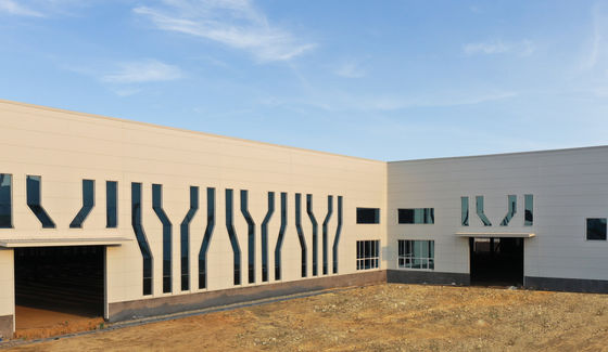 Panneau sandwich en PU à haute résistance avec étanchéité/étanchéité et isolation thermique pour les toits et la construction