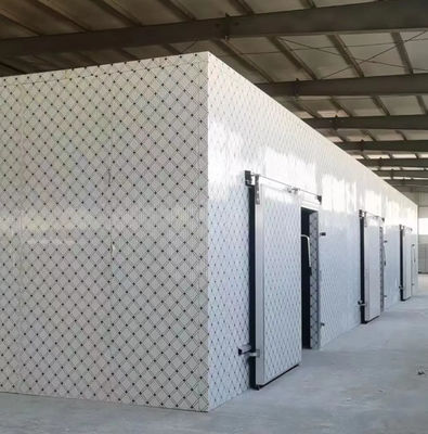 Panneau de stockage à froid résistant à l'humidité et imperméable pour des solutions de stockage optimales