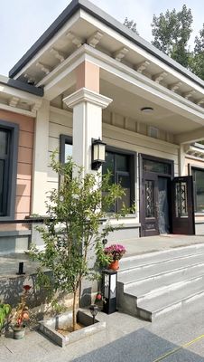 Waterproof Al-Mg-Mn Alloy Greatwall Roof Panel with 45/65/95mm Thickness and B1/B2 Fire Rating